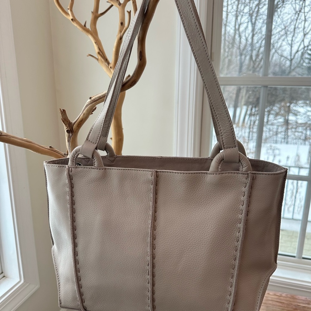 The Los Feliz Satchel Sand NWOT - Picture 2 of 5